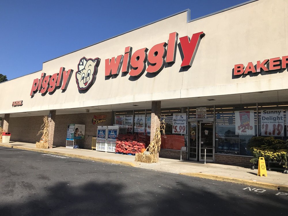 PIGGLY WIGGLY SUPERMARKET Updated August 2025 5850 Moon Rd