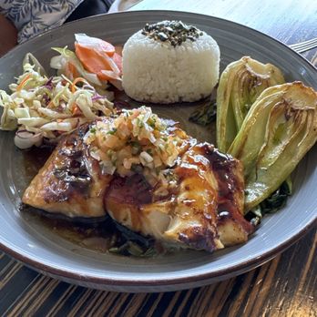 Roy's Kaanapali - Hawaiian Near Me - Lahaina, Hawaii