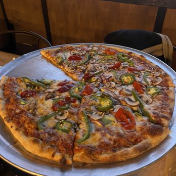 Just The Tap - Veggie Pizza - Beer Bar Near Me - Seattle, Washington Just The Tap - Veggie Pizza - Beer Bar Near Me - Seattle, Washington