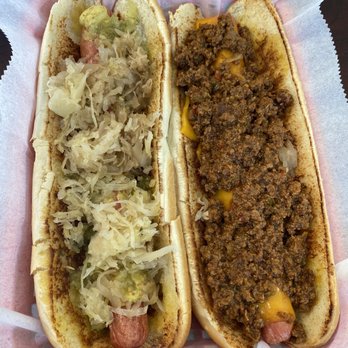 Roadside Eats - Hot Dog with Works & Chili Cheddar Dog - Hot Dogs Near Me - Bethel, Connecticut