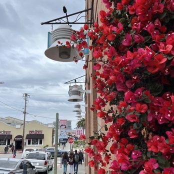 Cannery Row - Shopping Centers Near Me - Monterey, California Cannery Row - Shopping Centers Near Me - Monterey, California