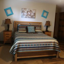 Ponderosa Ridge A Bed and Breakfast - Western Room - Queen Bed
