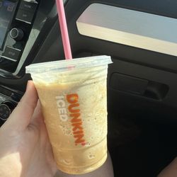 Dunkin' - Frozen caramel latte