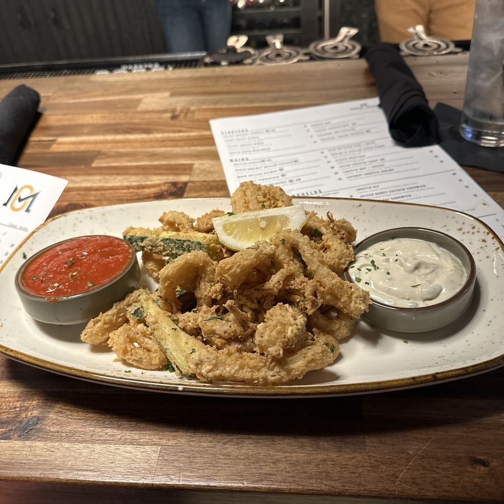 Oak and Main - Calamari - American Near Me - Roanoke, Texas