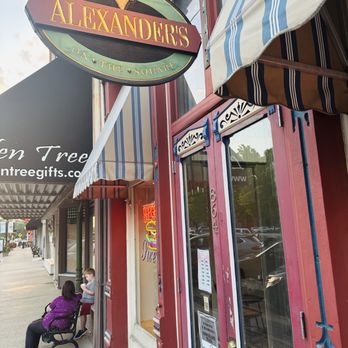 Alexander's On the Square - American Near Me - Noblesville, Indiana Alexander's On the Square - American Near Me - Noblesville, Indiana