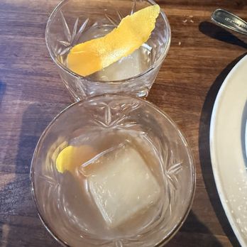 Yard House - Smoked Old Fashioned - Bars Near Me - Pasadena, California