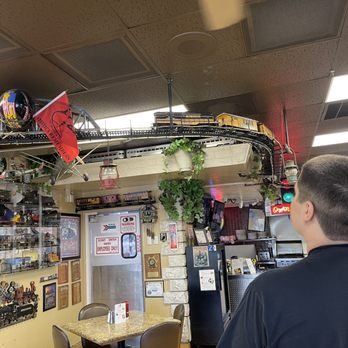Golden Ox Diner - Moving G scale train - Diners Near Me - Lodi, California Golden Ox Diner - Moving G scale train - Diners Near Me - Lodi, California