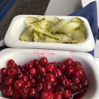 Smaka - The condiments for the meatballs- lingonberry compote and pickled cucumbers - Bars Near Me - Göteborg, O