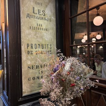 Les Antiquaires - Bistros Near Me - Paris, 75 Les Antiquaires - Bistros Near Me - Paris, 75