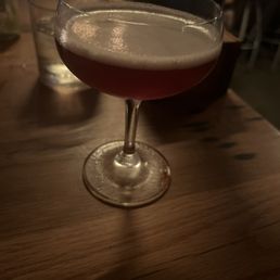 Manhattan drink without the cherries
