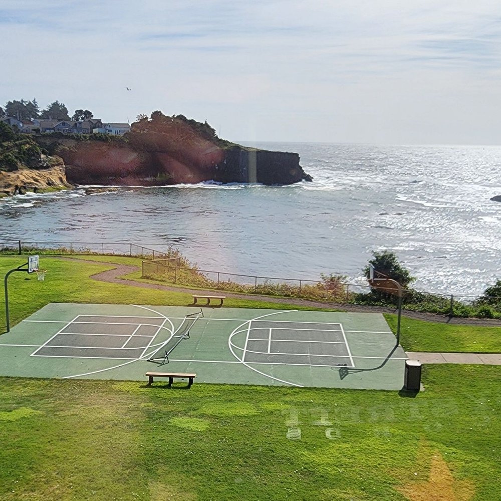 WorldMark Depoe Bay - Basketball & pickleball court. Later the Canadian geese graze nearby (8/27/24) - Resorts Near Me - Depoe Bay, Oregon WorldMark Depoe Bay - Basketball & pickleball court. Later the Canadian geese graze nearby (8/27/24) - Resorts Near Me - Depoe Bay, Oregon