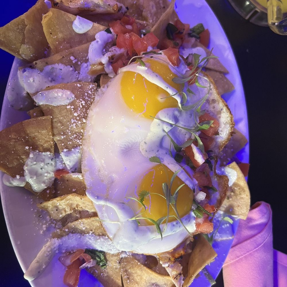 Kween Astoria - Nachos v Chilaquiles - Gay Bars Near Me - New York, New York Kween Astoria - Nachos v Chilaquiles - Gay Bars Near Me - New York, New York