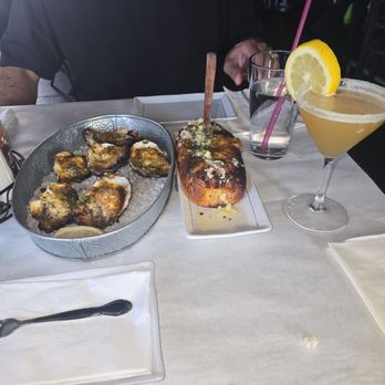 Chef Smelly's - Char grilled oysters and garlic bread - Cajun/Creole Near Me - Oakland, California Chef Smelly's - Char grilled oysters and garlic bread - Cajun/Creole Near Me - Oakland, California