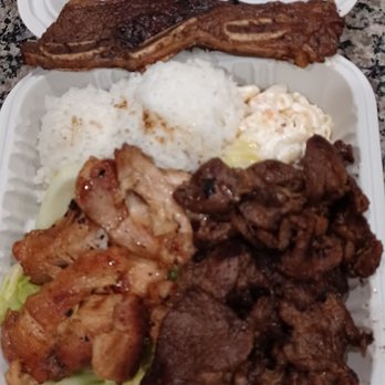 Ono Hawaiian BBQ - Hawaiian BBQ Mix with Steamed Rice & Macaroni Salad - Hawaiian Near Me - Beaumont, California