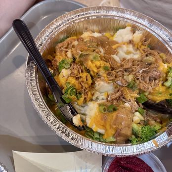 SpudToddos - Full Favorite Pork on Mashed (gf) - Gluten-Free Near Me - West Jordan, Utah SpudToddos - Full Favorite Pork on Mashed (gf) - Gluten-Free Near Me - West Jordan, Utah