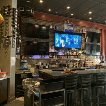 Backyard Bayou - Inside bar - Cajun/Creole Near Me - Union City, California