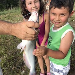 Moby Dick's - Private Pond Fishing