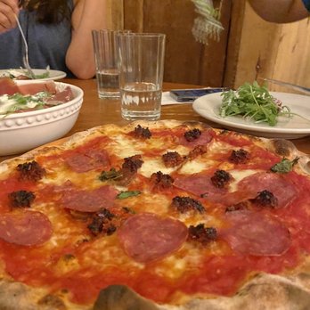 Olive & Garlic - Calabrese Pizza PICCANTE 12" (4 slices) - Pizza Near Me - Franklin Square, New York