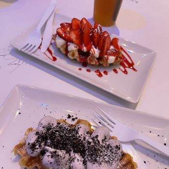 Vova Cafe - Strawberry & Crème and Tareo Croiffles - Coffee & Tea Near Me - Las Vegas, Nevada Vova Cafe - Strawberry & Crème and Tareo Croiffles - Coffee & Tea Near Me - Las Vegas, Nevada