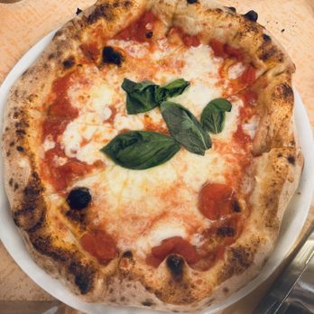 Fauno Bar - Margherita Pizza - Mediterranean Near Me - Sorrento, NA