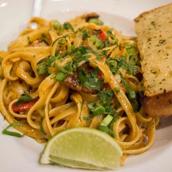Paesanos - fettuccine aristote. - Italian Near Me - Davis, California