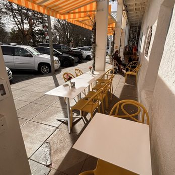 Sunflower Caffe - Outside the front of restaurant as you're coming out - Coffee & Tea Near Me - Sonoma, California Sunflower Caffe - Outside the front of restaurant as you're coming out - Coffee & Tea Near Me - Sonoma, California