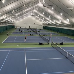 Rogers Tennis Club - Tennis courts