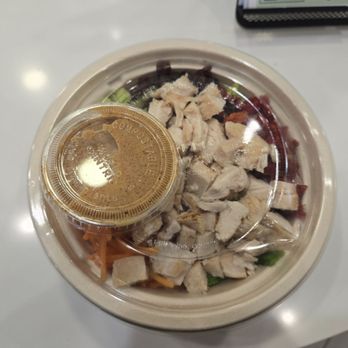Lifestyle Cafe - Sweet Sun Salad - Cafes Near Me - Port Washington, New York