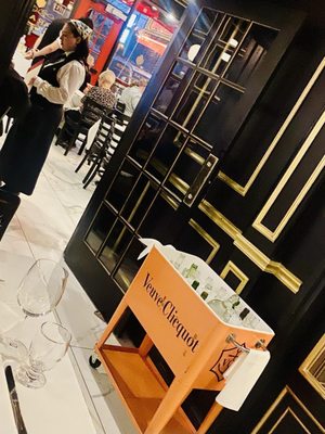 Georges French Bistro by null