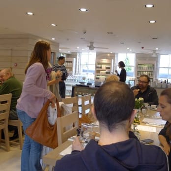 Daylesford Organic - secondf loor dining area - British Near Me - London, XGL Daylesford Organic - secondf loor dining area - British Near Me - London, XGL