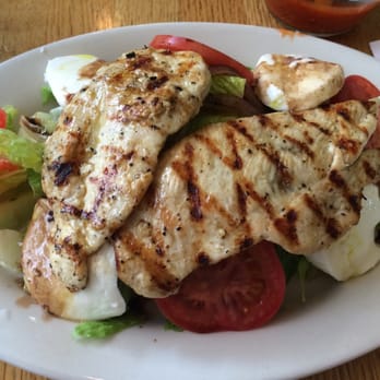 Dino's Cafe - Café Salad with Grilled chicken - Italian Near Me - Boston, Massachusetts