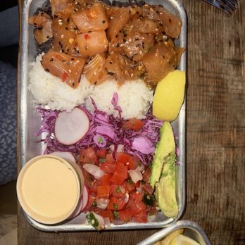 Hook Fish - Poke Plate - Seafood Near Me - San Francisco, California