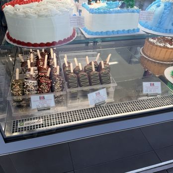 Baskin Robbins - Ice Cream & Frozen Yogurt Near Me - Los Angeles, California Baskin Robbins - Ice Cream & Frozen Yogurt Near Me - Los Angeles, California