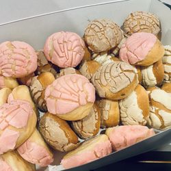 Leo's Bakery