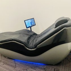 OsteoStrong - Hydro Chair