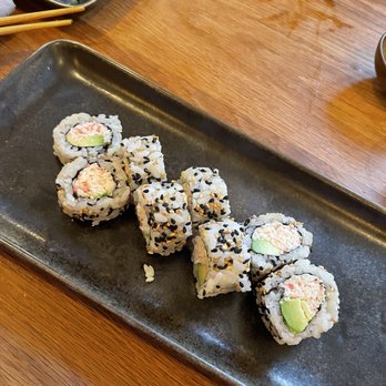 Nineteen Hyaku - California roll - Sushi Bars Near Me - San Antonio, Texas Nineteen Hyaku - California roll - Sushi Bars Near Me - San Antonio, Texas