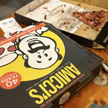 Fowling Warehouse - Food delivery: Amicci's Pizza - Sports Bars Near Me - Hamtramck, Michigan