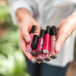 Cotone Clothing + Beauty Bar