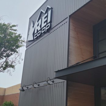 REI - Outdoor Gear Near Me - Memphis, Tennessee