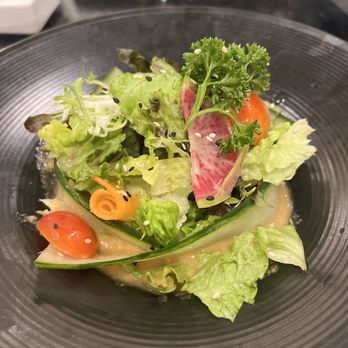 Hiroshi Sushi - Salad - Sushi Bars Near Me - Cancún, ROO
