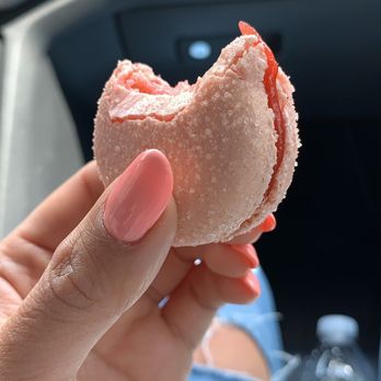 dbakers Sweet Studio - Bakeries Near Me - Miami, Florida