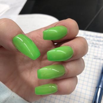 Polished Nail Spa - Nail Salons Near Me - Breinigsville, Pennsylvania