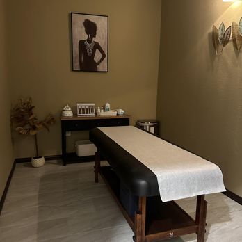 Famous Threading Salon & Spa - Hair Salons Near Me - Colleyville, Texas