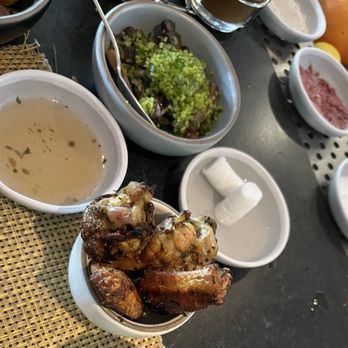 Charcoal Venice - Smoky Grilled Chicken Wings Roasted Wild Mushrooms - New American Near Me - Venice, California Charcoal Venice - Smoky Grilled Chicken Wings Roasted Wild Mushrooms - New American Near Me - Venice, California