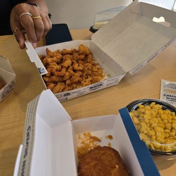 Long John Silver's - Clam Strips and crab cake - Seafood Near Me - Mansfield, Ohio Long John Silver's - Clam Strips and crab cake - Seafood Near Me - Mansfield, Ohio