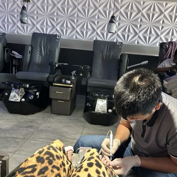 Michelle's Nails and Spa - Nail Salons Near Me - Racine, Wisconsin Michelle's Nails and Spa - Nail Salons Near Me - Racine, Wisconsin
