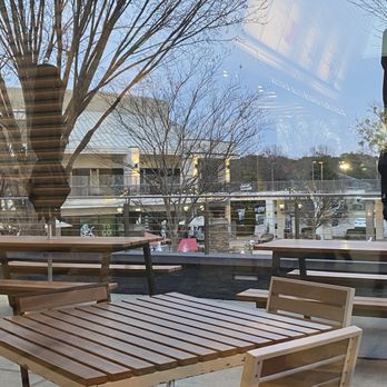 Shake Shack Waverly Place - Fast Food Near Me - Cary, North Carolina