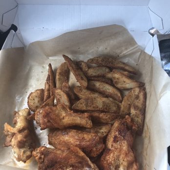 Buffalo Wild Wings - Chicken Wings Near Me - Menifee, California