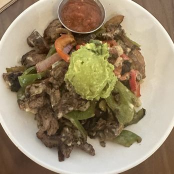 Cali - Brandon - Fajita bowl with coconut rice - New American Near Me - Riverview, Florida