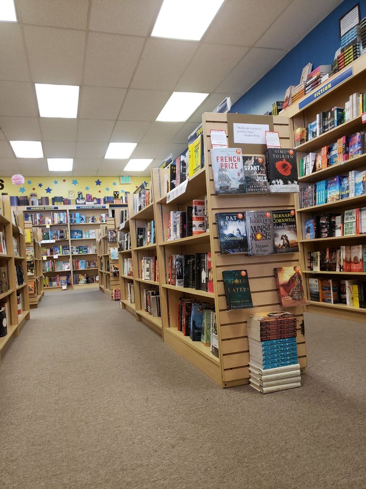 BOOK WAREHOUSE CLOSED 450 NW 257th Way, Troutdale, Oregon